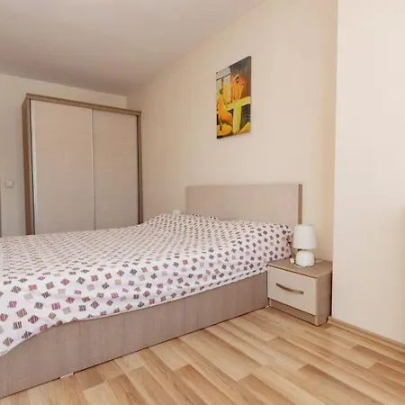 Yllza Living * Tirana