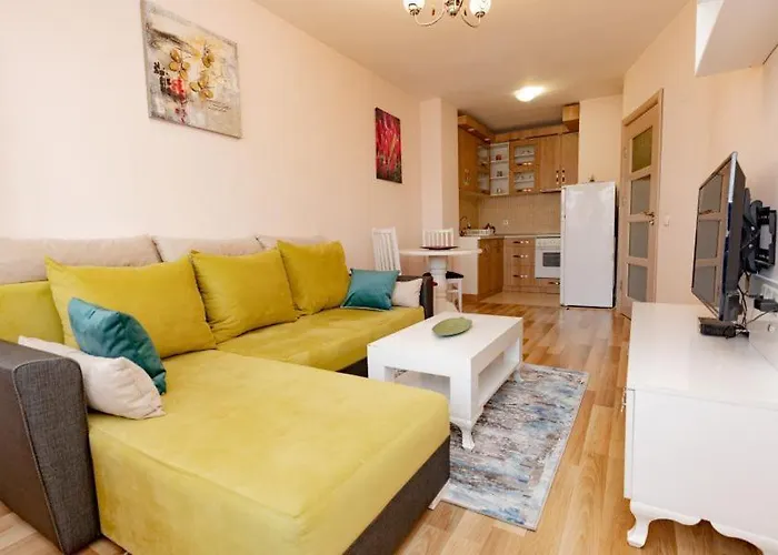 Yllza Living * Tirana